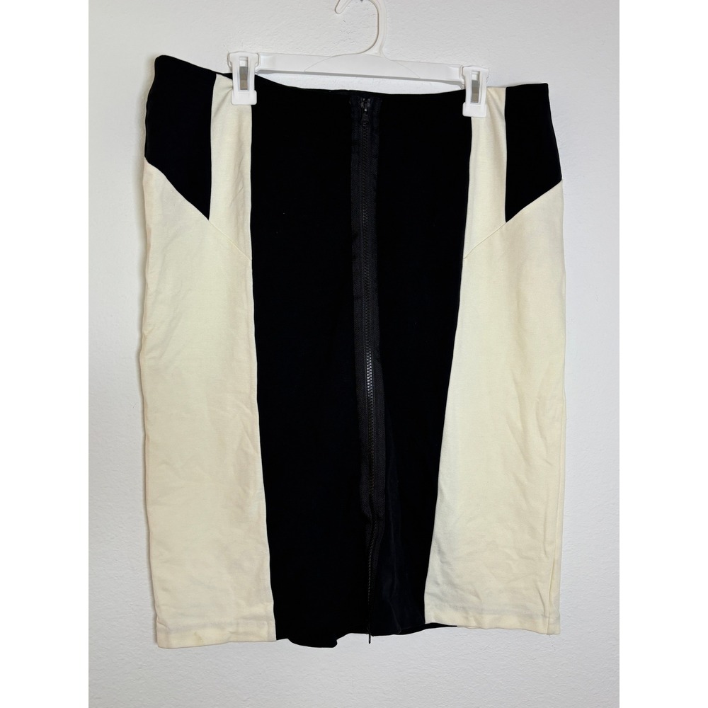 Ashley Stewart Black Cream Colorblock Front Zip Pencil Skirt Plus Size 14/16